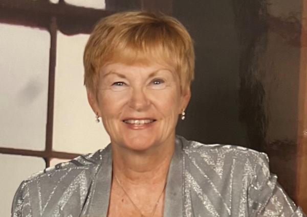 Diane J Baum