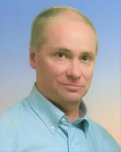 Thomas W. “tom” Carruth
