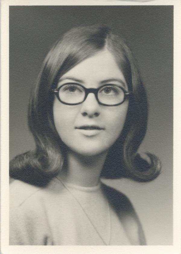 Bonnie Lu Hardenbrook Straub