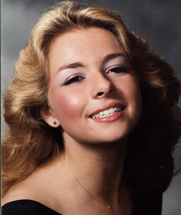 Mary Elaine Hollingsworth