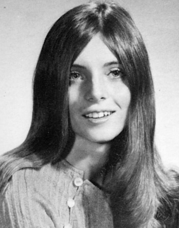 Karen R Moenich