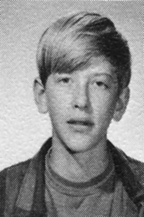 Kurt P Taecker