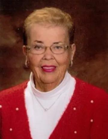 Diane Holm (carlson)