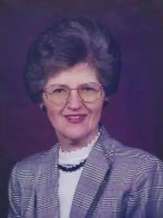 Charlene Holquist (swansbro)