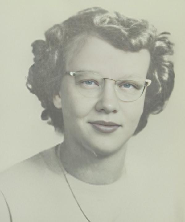 Joanne Lavaun Combs Foote
